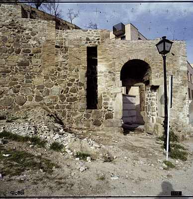 Puerta de Doce Cantos. Año 2000